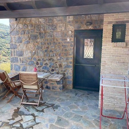 Guesthousekamara モネンバシア エクステリア 写真