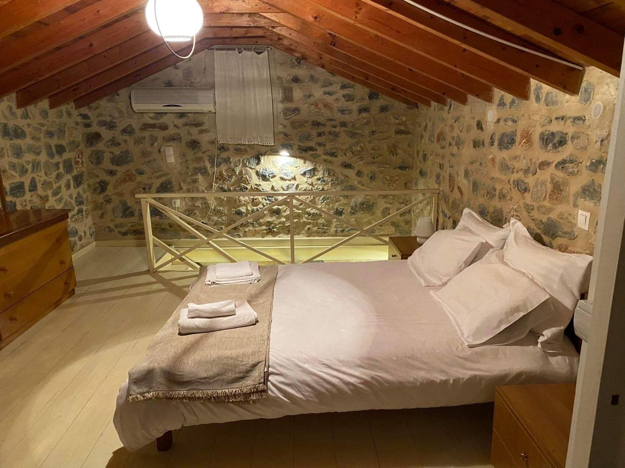 Guesthousekamara モネンバシア エクステリア 写真