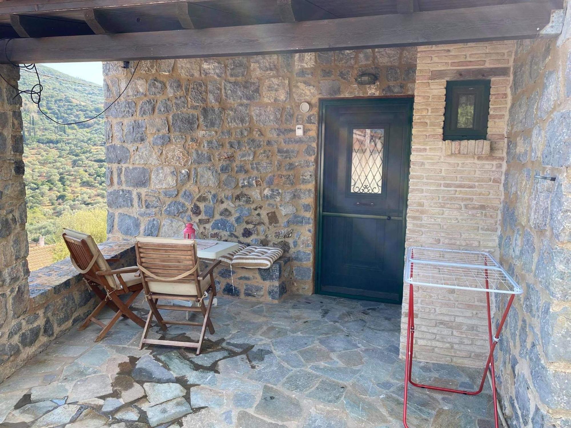 Guesthousekamara モネンバシア エクステリア 写真